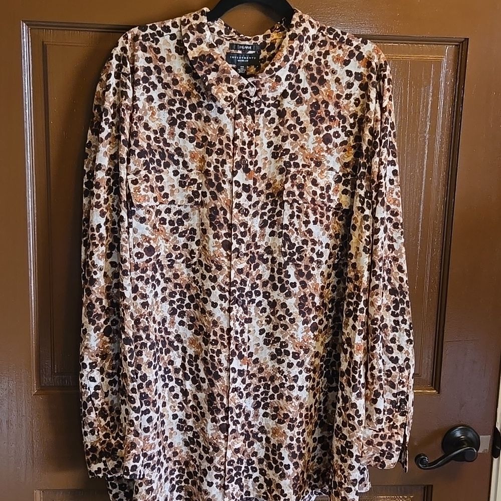 Investments-Brown animal print button down front long sleeved top Sz 3X NWT